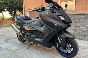 Yamaha T-Max 560