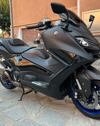 Yamaha T-Max 560