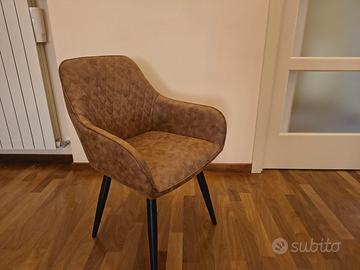 Poltroncina imbottita tessuto nabuk effetto vintag