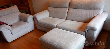 Set soggiorno: Divano-Poltrona-Poggiapiedi