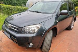 Toyota RAV4 2.2 177 CV Luxury 4×4 – 2007 - Full Op