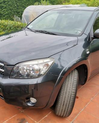 Toyota RAV4 2.2 177 CV Luxury 4×4 – 2007 - Full Op