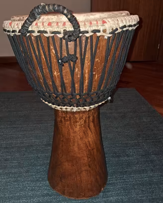FRAME DRUM e 2 djembè