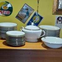 SERVIZIO PIATTI 38PZ PORCELLANA E PLATINO 