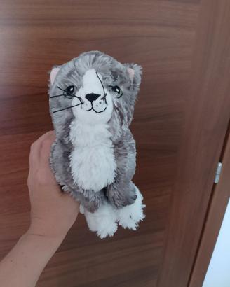 Peluche gatto grigio e bianco 