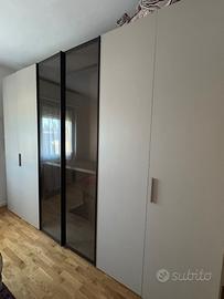 Armadio di design come nuovo