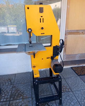 sega a nastro Dewalt Dw739