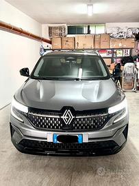 Renautl Austral Iconic Full Hybrid