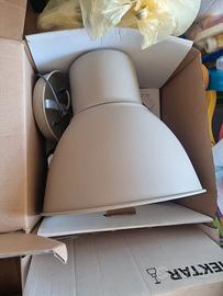 coppia di lampade Hektar mai usate. 