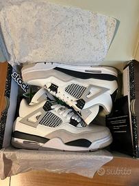 Scarpe Jordan 4 Military Black Sneakers