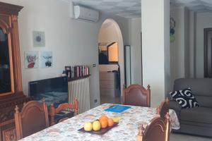 Bilocale ammobiliato zona residenziale