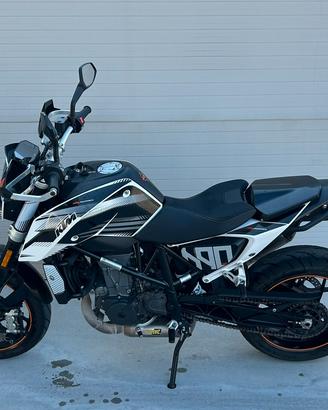 KTM Duke 690 EU White 2017