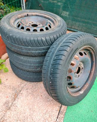 4 gomme+cerchi 175/65 r14