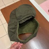 Cappello con paraorecchie