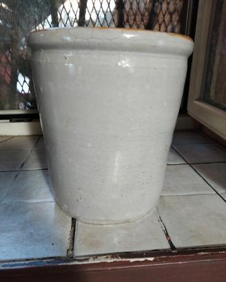 Vaso antico per contenitore cibo. Anni 60