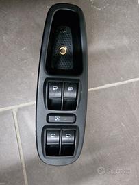 Comando alzavetri fiat 500 L