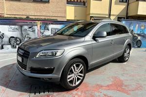 Audi Q7 Q7 3.0 V6 tdi quattro tiptronic