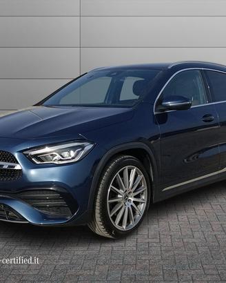 MERCEDES-BENZ GLA 200 d Premium auto