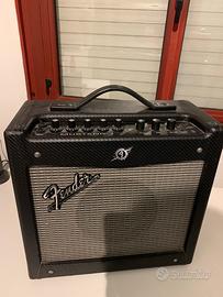 Amplificatore Fender Mustang 1