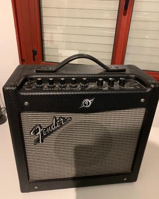 Amplificatore Fender Mustang 1