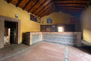 Locale commerciale 150 mq (Via Trinità- Mascalucia