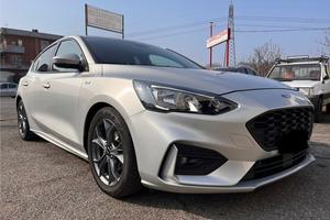 Ford Focus St line