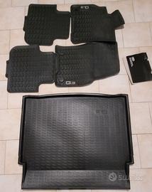 Set tappeti gomma e vasca audi Q3
