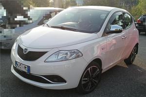lancia ypsilon 1.2 2017