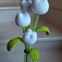4 tulipani bianchi uncinetto 