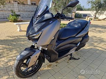 Yamaha X-max 300 abs