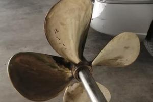 Eliche in bronzo di varie dimensioni