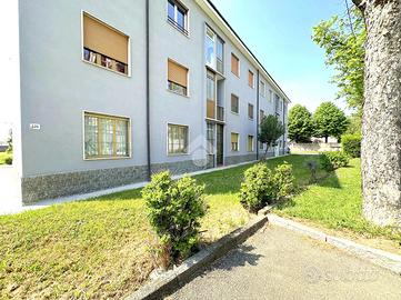 2 LOCALI A CARONNO PERTUSELLA