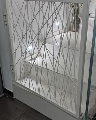 Cancelletto  di design in ferro per vano scala