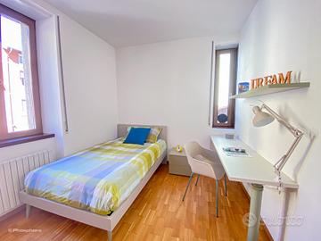 Singola luminosa con letto comodo [TN_BRN28-2_S6]