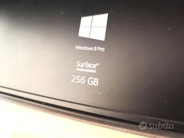 Surface Pro 2 8GB 256  GB problema accessori