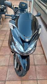 Yamaha majesty 400 anno 2010