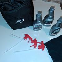 borsa kit pulizie Toyota 