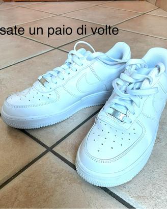 Sneakers basse Nike Air Force 1 '07 bianche tg. 40