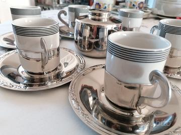 Servizio tazzine da caffè con zuccheriera