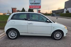 Lancia Ypsilon 1.4 Platino Ecochic GPL