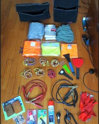 Lotto Accessori Auto ed Emergenza