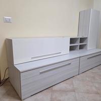 parete atrezata soggiorno 