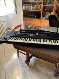 Tastiera arranger Roland BK5 a cinque ottave