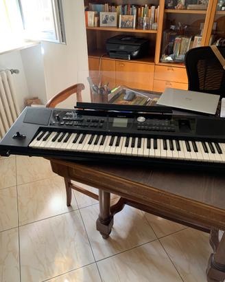 Tastiera arranger Roland BK5 a cinque ottave