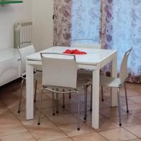 tavolo allungabile e sedie Calligaris 