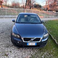 VOLVO C30 D5