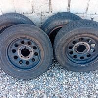 Gomme e cerchi x Suzuki jimmi  ecc 205/70/15