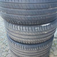 Gomme 225 50 18 estive Michelin