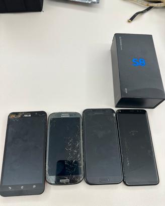 Stock cellulari non funzionanti