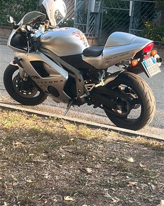 Triumph Daytona 955i